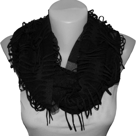 Infinity Scarf NEVER WORN black fringe - Picture 1 of 3